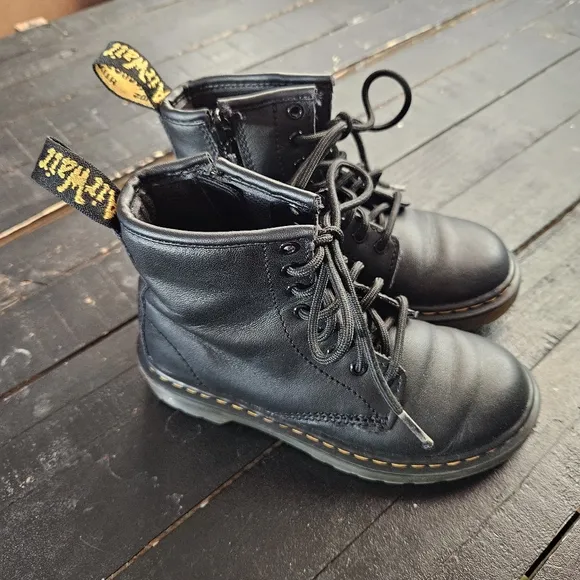 Dr. Martens Black Leather Combat Boots Kids Girls 12 Lace Up Side Zipper AirWair
