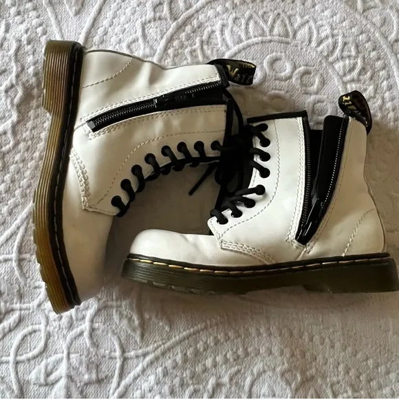 DR. MARTENS BOOTS‎ 1460 WHITE FOR GIRLS SIZE 10