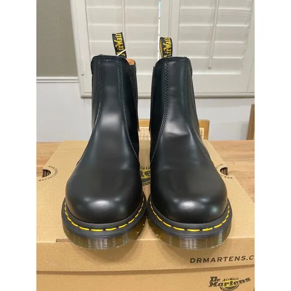 Dr. Martens Docs 2976 Women's Smooth Leather Chelsea Boots Size 10 US 42 EU