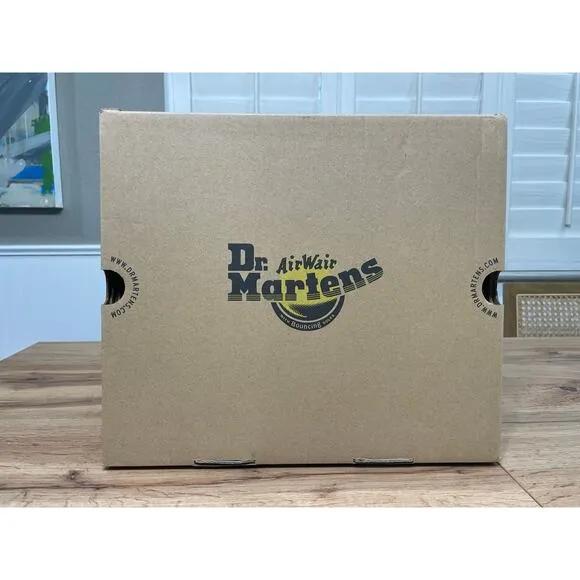 Dr. Martens Docs 2976 Women's Smooth Leather Chelsea Boots Size 10 US 42 EU