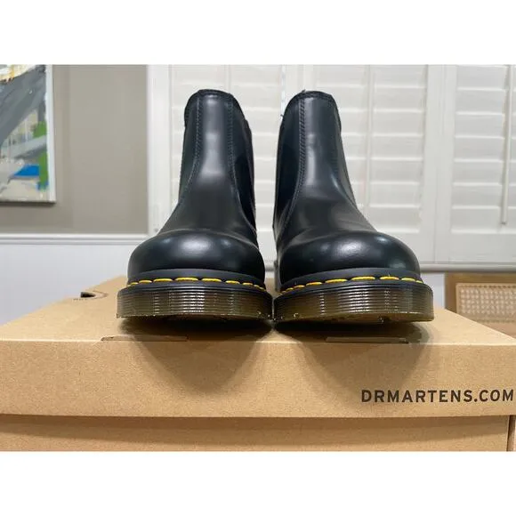 Dr. Martens Docs 2976 Women's Smooth Leather Chelsea Boots Size 10 US 42 EU