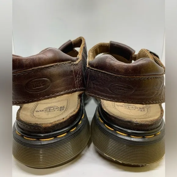 Dr. Martens Fisherman’s Y2K 90’s Leather Sandals Size 11