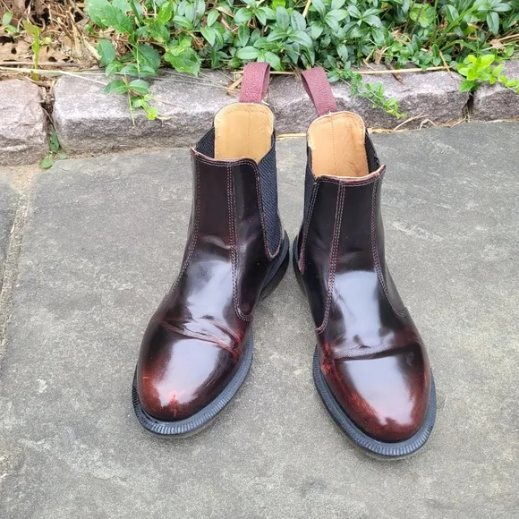 Dr Martens  Flora chelsea boots