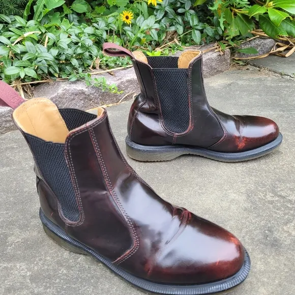 Dr Martens  Flora chelsea boots
