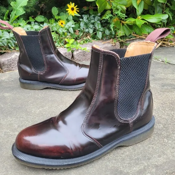 Dr Martens  Flora chelsea boots