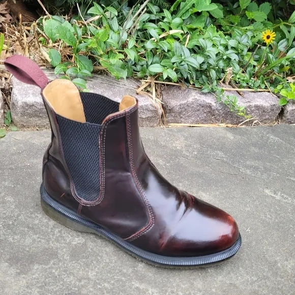 Dr Martens  Flora chelsea boots