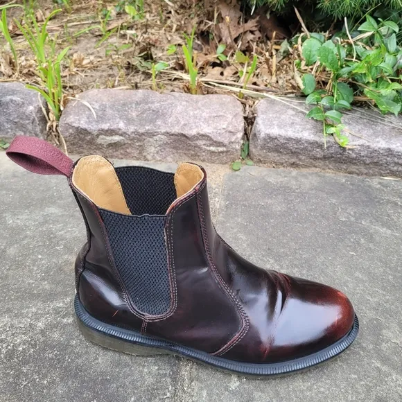 Dr Martens  Flora chelsea boots