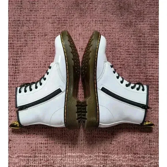 Dr Martens Girls Combat Boots Size 4 White Patent Leather Lace Up