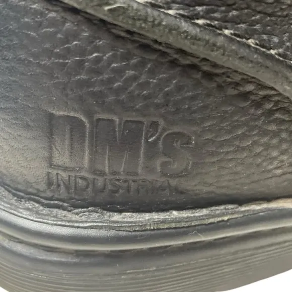 Dr. Martens Industrial Men’s Sussex Bear Track Black Leather Chukka Boots