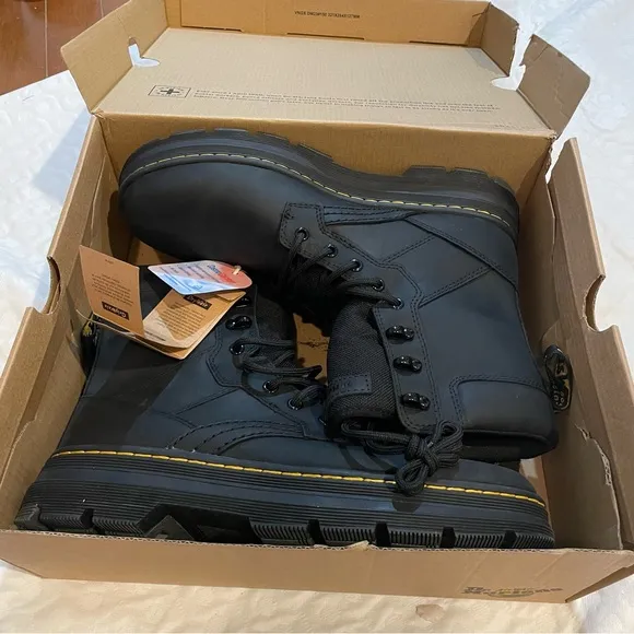 Dr. Martens Iowa WP Black Boots Men’s 10 Women’s 11 25247001 Extra Tough Poly