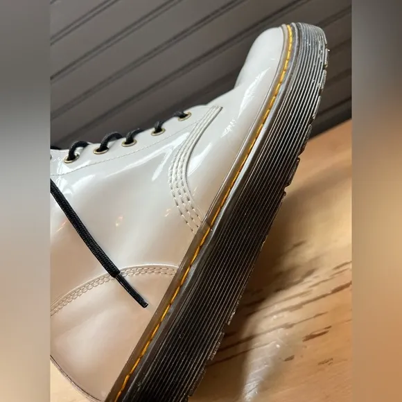 Dr. Martens Jadon 15265100 White Smooth Polish Leather BOOTS Medium Women Size 9