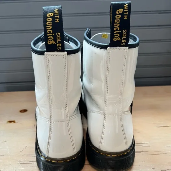 Dr. Martens Jadon 15265100 White Smooth Polish Leather BOOTS Medium Women Size 9