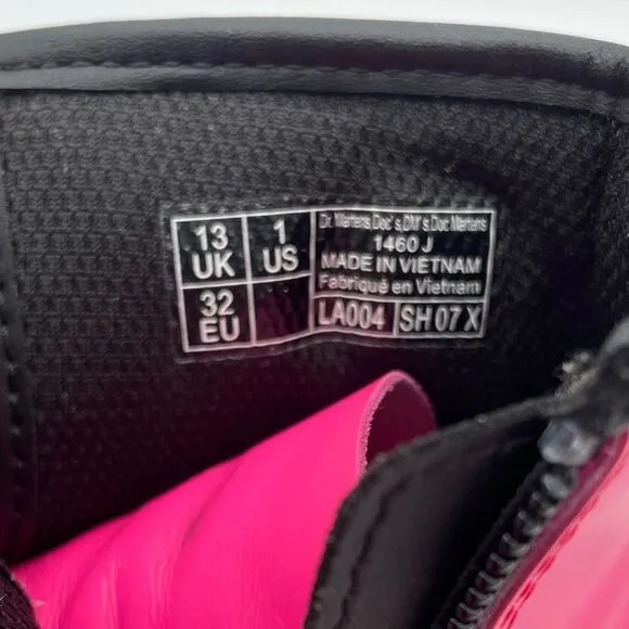 Dr. Martens Junior 1460J 8-Eye Combat Boot Hot Neon Pink Leather Girls Size 1