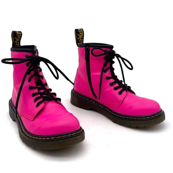 Dr. Martens Junior 1460J 8-Eye Combat Boot Hot Neon Pink Leather Girls Size 1