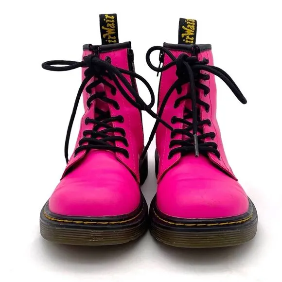 Dr. Martens Junior 1460J 8-Eye Combat Boot Hot Neon Pink Leather Girls Size 1