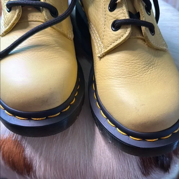 Dr. Martens Kids Yellow 🥾