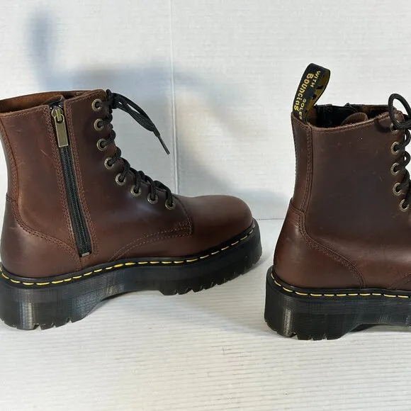 Dr Martens New Brown Boots size M-8  L-9