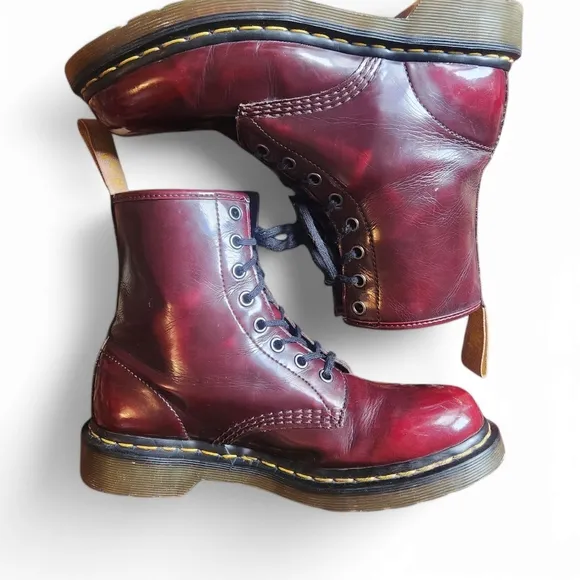 Dr. Martens Red Patent Vegan Boots Womens 8 14585