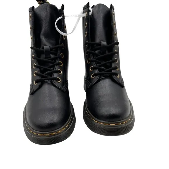 Dr Martens Size 7 Zavala Durable Combat Lace-Up Punk Goth Platform Ankle Boot