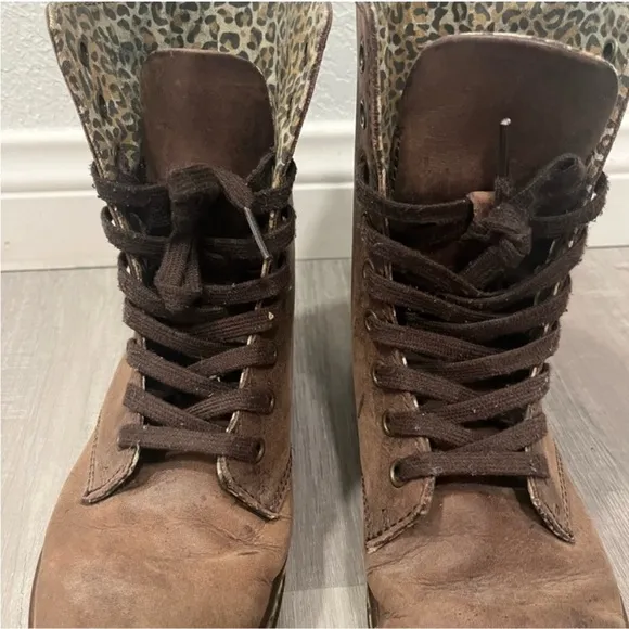 Dr. Martens Stratford Distressed BrownLeather/Cheetah Print Lined Boots- 6W