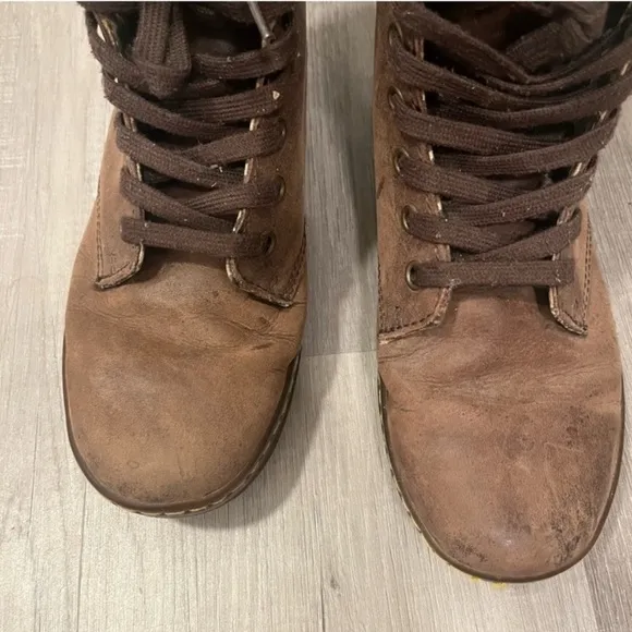 Dr. Martens Stratford Distressed BrownLeather/Cheetah Print Lined Boots- 6W