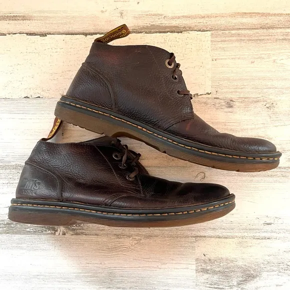 Dr. Martens Sussex 3 EyeChukka Boots In Brown Size 9 Men, 10 Women