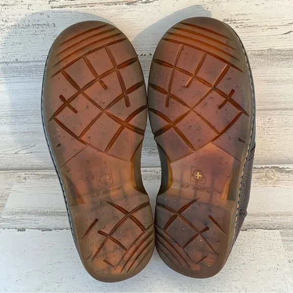 Dr. Martens Sussex 3 EyeChukka Boots In Brown Size 9 Men, 10 Women