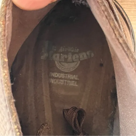 Dr. Martens Sussex 3 EyeChukka Boots In Brown Size 9 Men, 10 Women