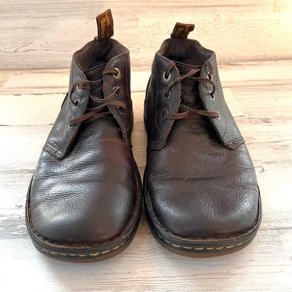 Dr. Martens Sussex 3 EyeChukka Boots In Brown Size 9 Men, 10 Women