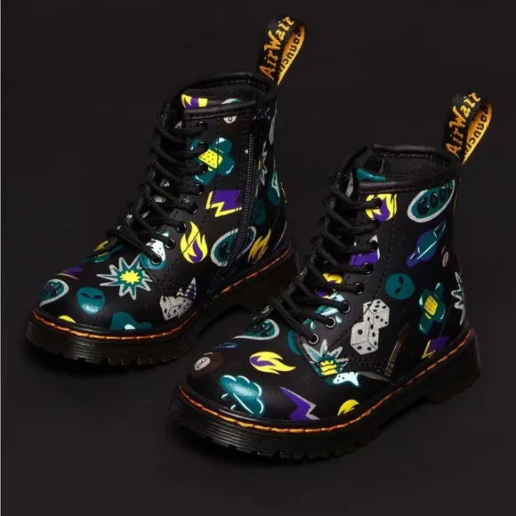 DR. MARTENS TODDLER 1460 STICKER PRINT LEATHER LACE UP BOOTS