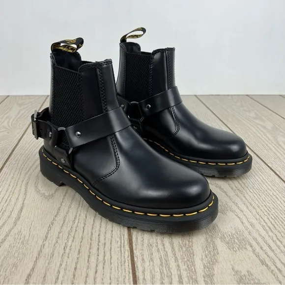 Dr. Marten's Wincox Smooth Leather Buckle Boots EU 37/L 6/M 5 Black $180