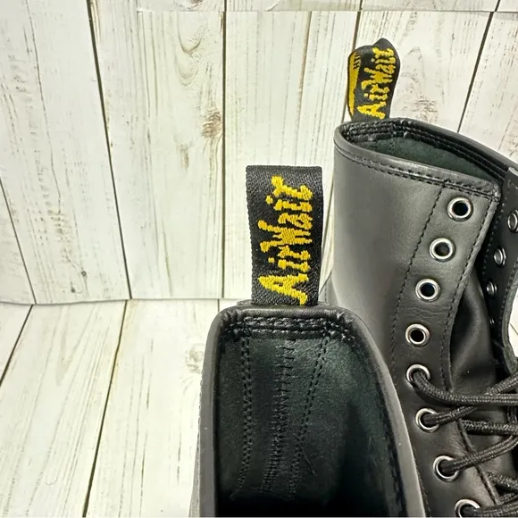 Dr Martens Women Sz 7 Black 1460 Smooth Leather Combat Boots Doc Grunge Goth