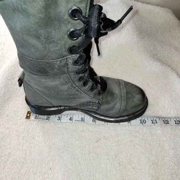 Dr. Martens Womens Triumph Green Leather Floral Fold Down Top Boots Size 7