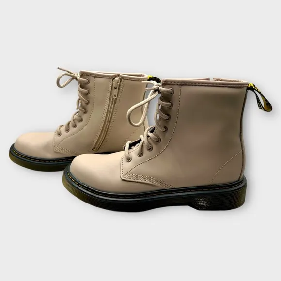 Dr. Martens Youth Lace-Up Ankle Boots Size 3 LIKE NEW