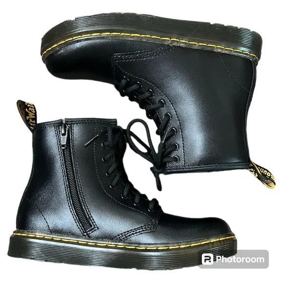 Dr. Martens Zavala junior youth kids boys combat lace up boots w zipper US 2 …