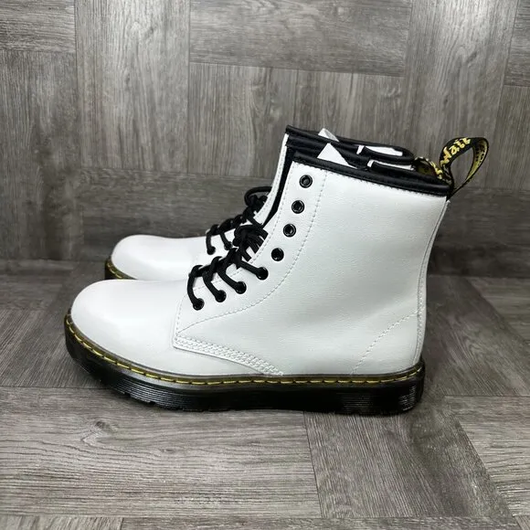 Dr Martens Zavala Youth size 5 White Combat Boots 27197100