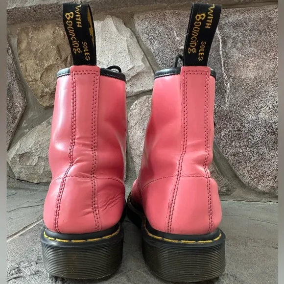 Dr Martins 1460 SMOOTH LEATHER LACE UP BOOTS COLOR: Acid Pink