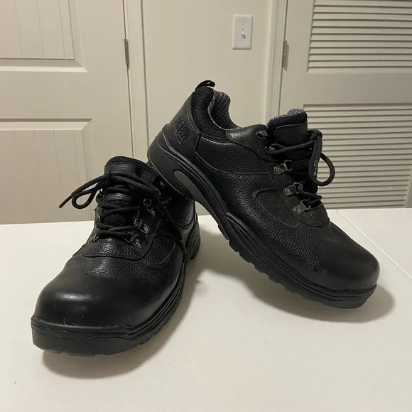 Drew men’s‎ steel toe boots — size 11