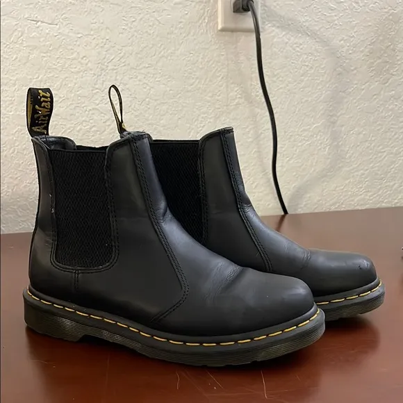 Dr.Martens/ 2976 YS Chelsea Boots Black women’s size 8