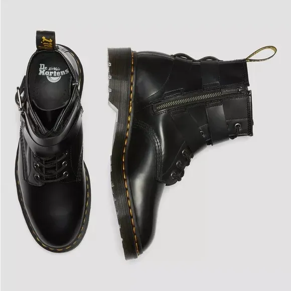 ❤️❤️Dr.Martens CRISTOFOR LEATHER HARNESS LACE UP BOOTS ❤️❤️