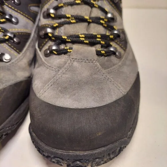 Dunham Mens Size 10 Ludlow Grey suede Work Hiking Boots Slip resistant gorpcore