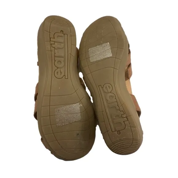 Earth Origins Leather Fisherman Sandals Berri cognac brown women’s shoes size 5M