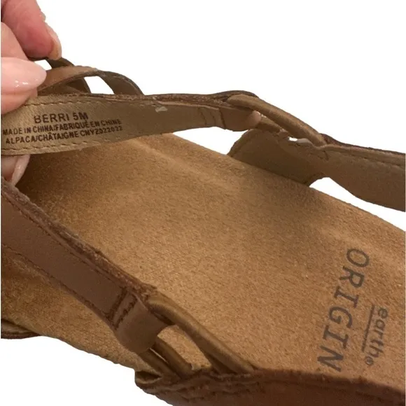 Earth Origins Leather Fisherman Sandals Berri cognac brown women’s shoes size 5M