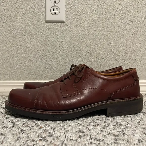 Ecco | Leather Cap Toe Dress Shoes