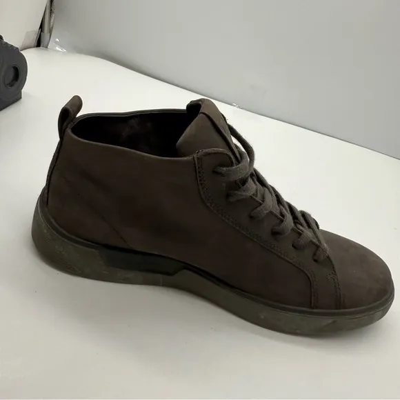ECCO Street Tray Mens 10.5 Suede Goretex Shoes Sneakers Mid Ankle Y2K Boots 44