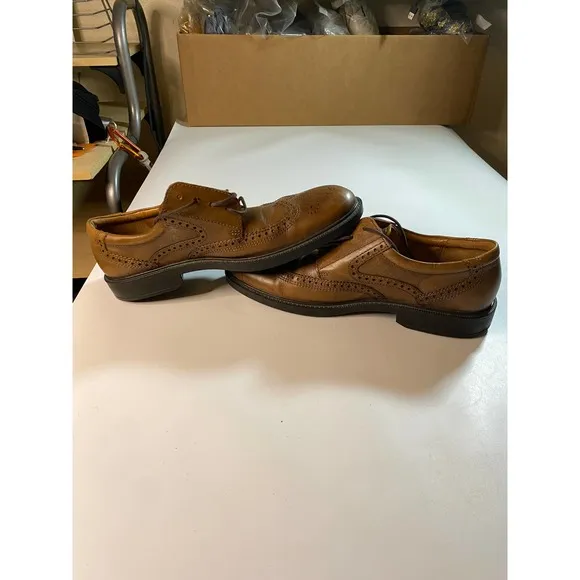 Ecco Wingtip Oxford Brown Dress Shoes Men's Size 12