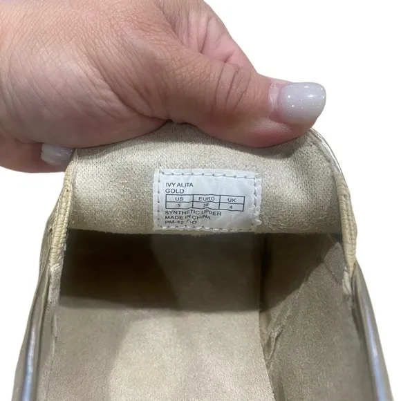 EUC Michael Kors Ivy Alita Slip-On Sneakers Size 5
