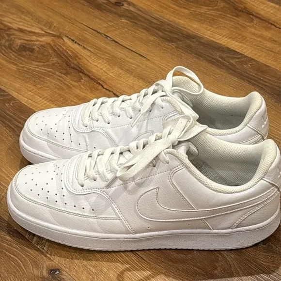 ;EUC) Nike Men’s Court Vision Low Next Nature Sneakers DH2987-100 (Size: 10)