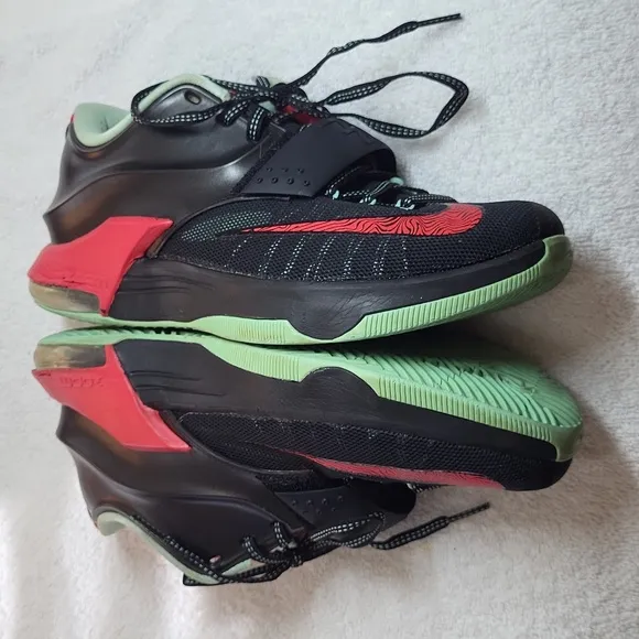 EUC Nike Zoom Kevin Durant KD VII 7 Mens Size 8.5 Good Apples Shoes 653996-063