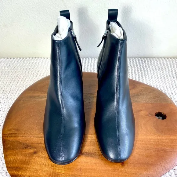 Everlane Women's Black Leather Ankle Day Boot Booties With Box